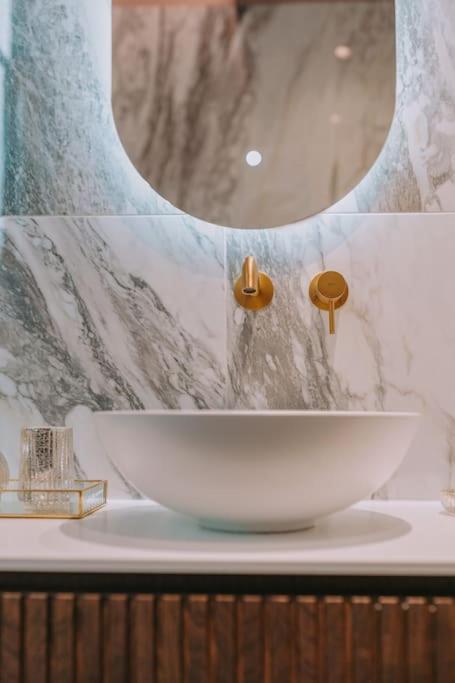 公寓 Luxury With Acropolis View Balcony And Jacuzzi