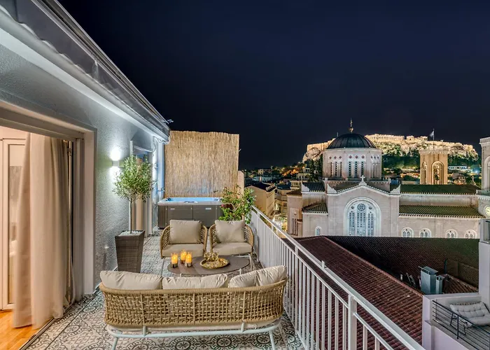 Luxury Apt With Acropolis View Balcony And Jacuzzi