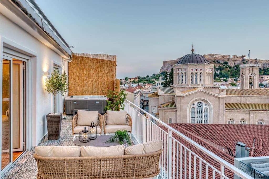 Luxury With Acropolis View Balcony And Jacuzzi Apartment Athens