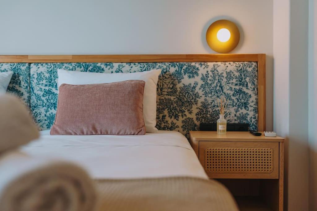Luxury With Acropolis View Balcony And Jacuzzi Athens